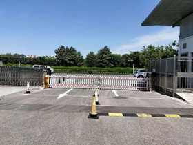 高東機場(chǎng)